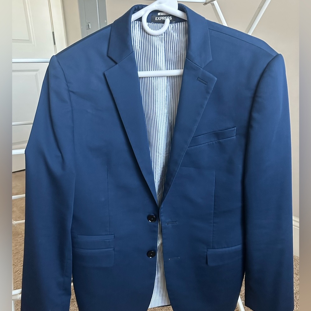 Express men’s suit and pants. 36S